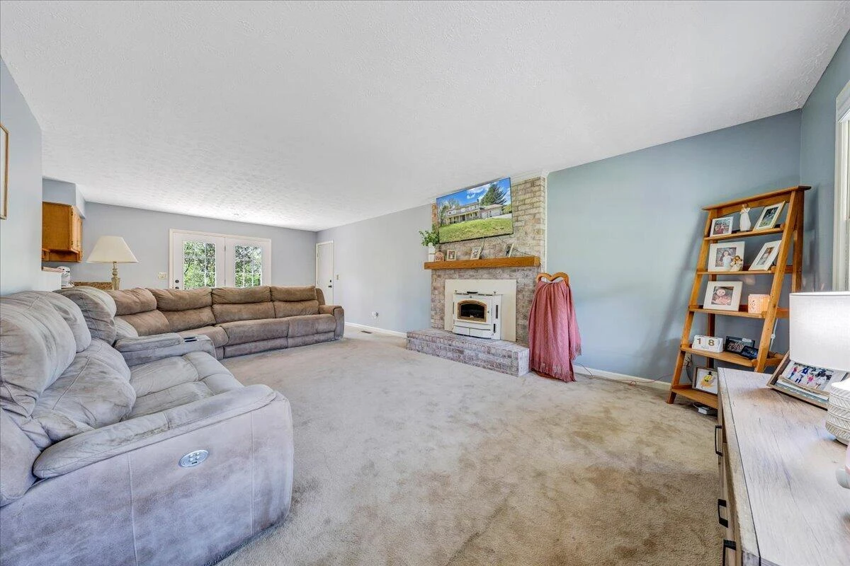 310 Sammys RD - Photo 16