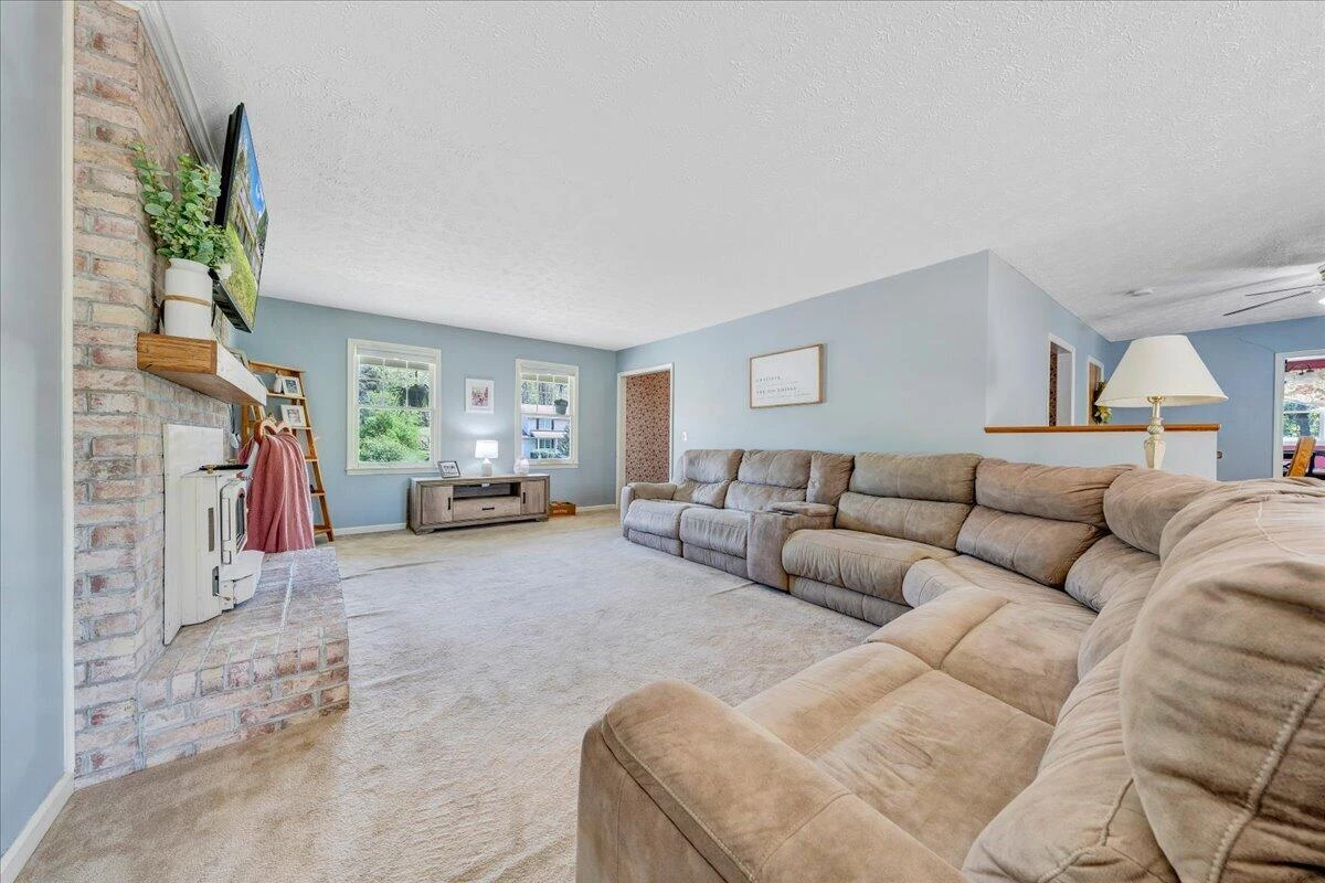 310 Sammys RD - Photo 18