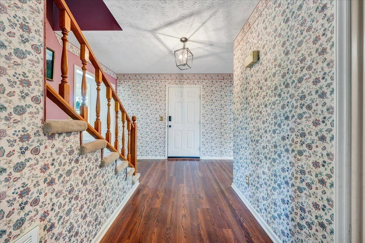 310 Sammys RD - Photo 8