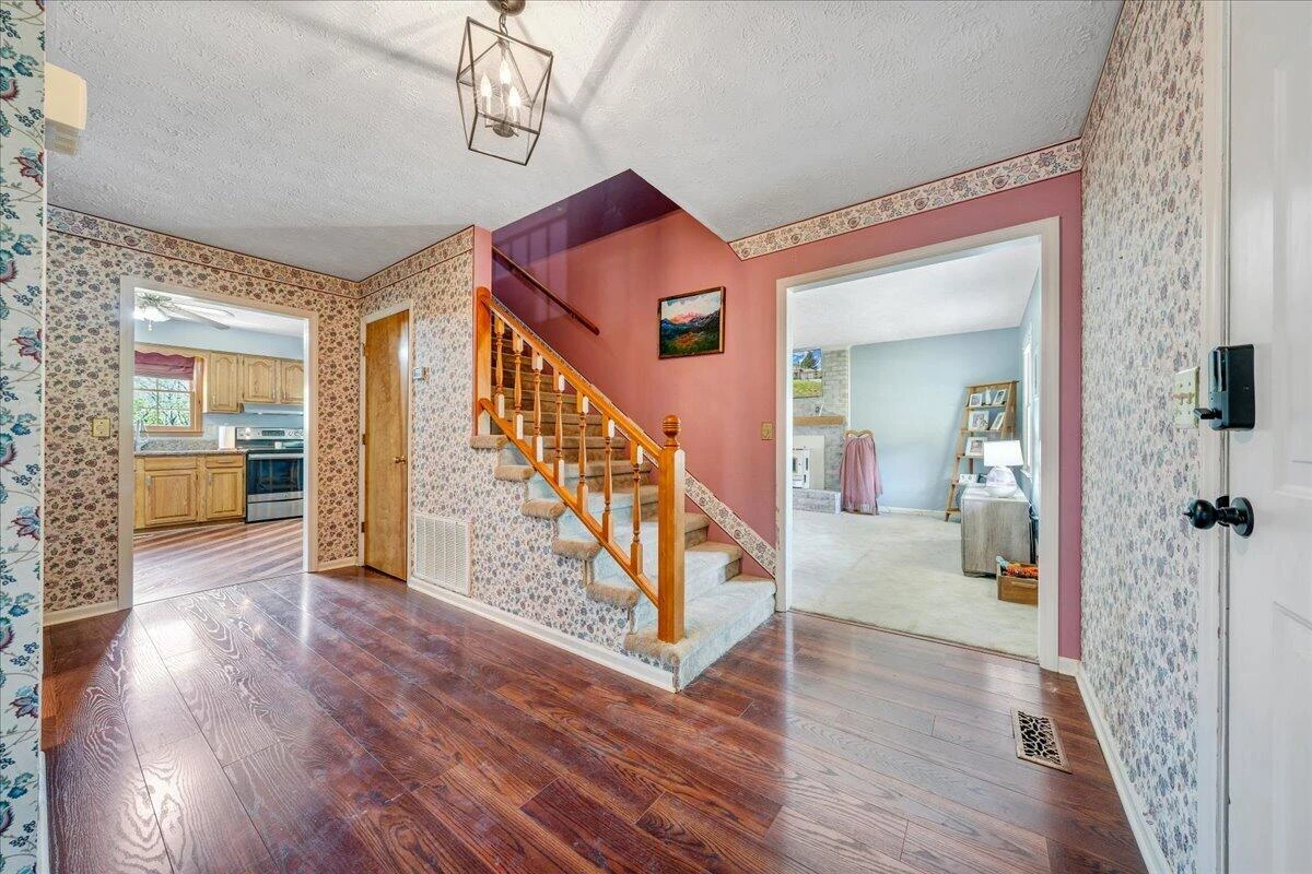 310 Sammys RD - Photo 9