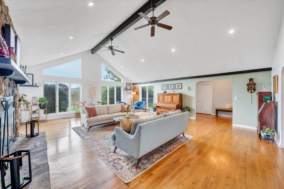 6925 Shaver RD - Photo 13