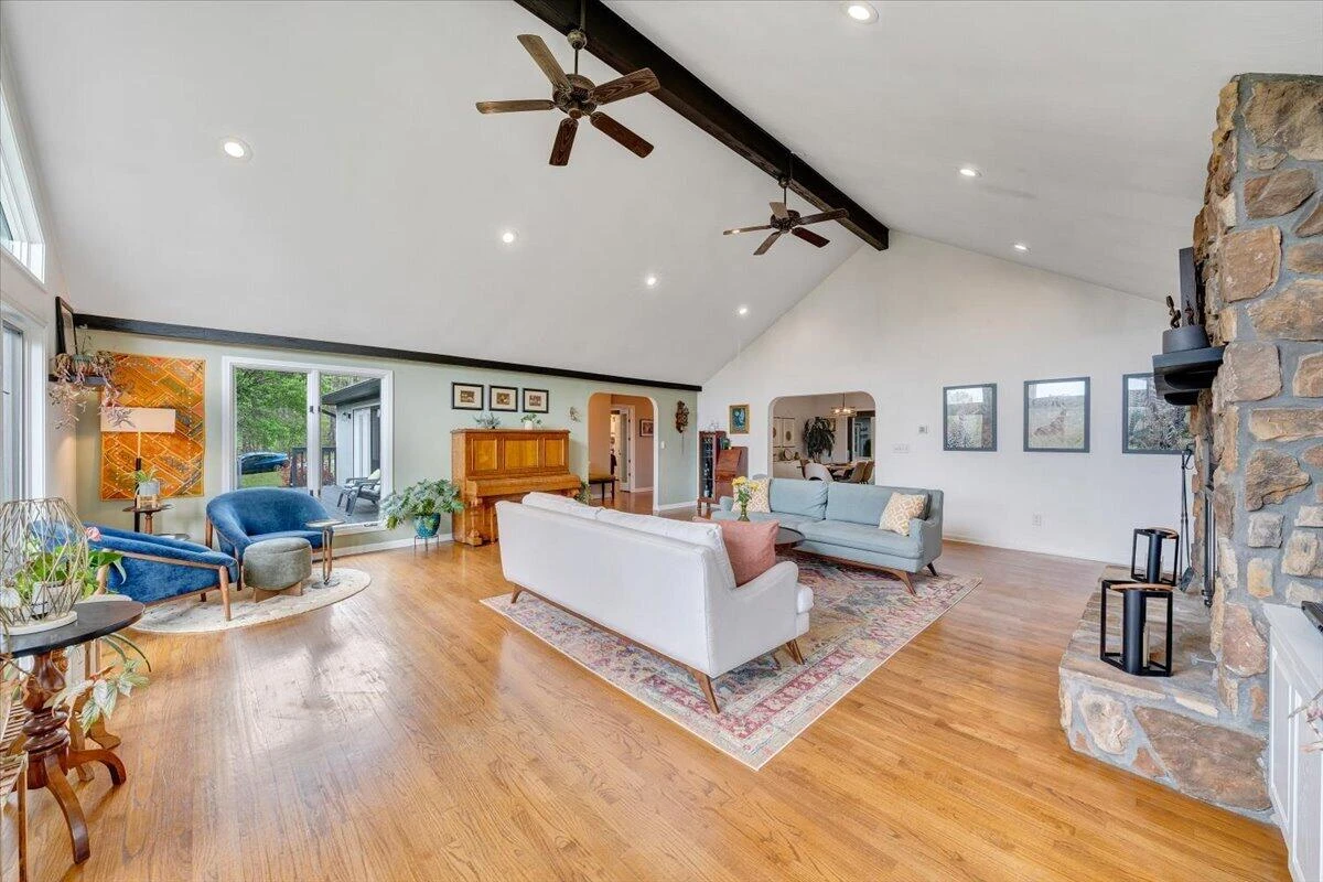 6925 Shaver RD - Photo 17