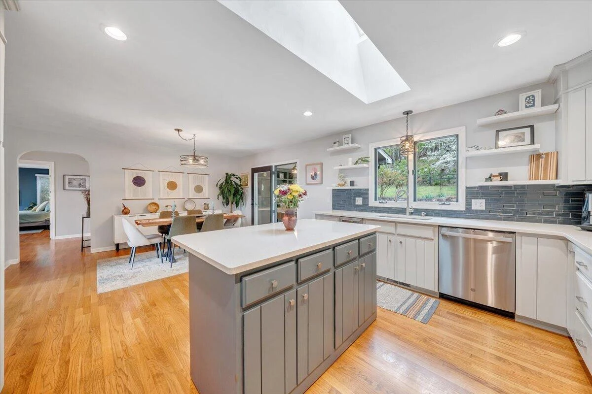 6925 Shaver RD - Photo 31