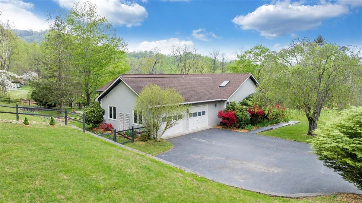 6925 Shaver RD - Photo 79