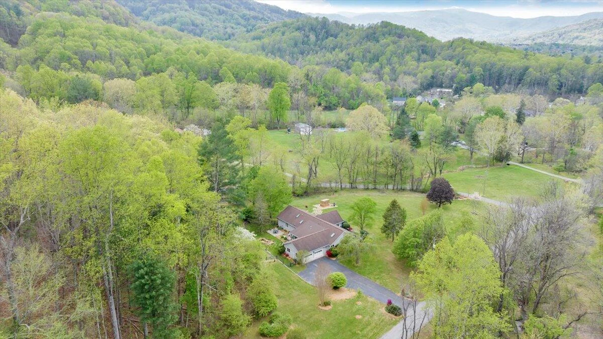 6925 Shaver RD - Photo 82