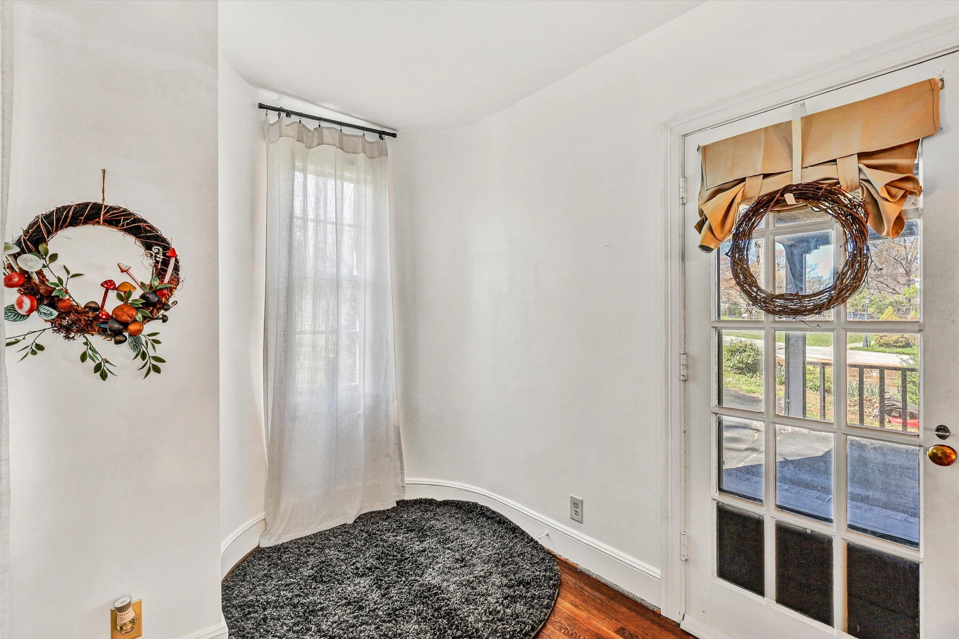 925 Mulberry RD - Photo 10