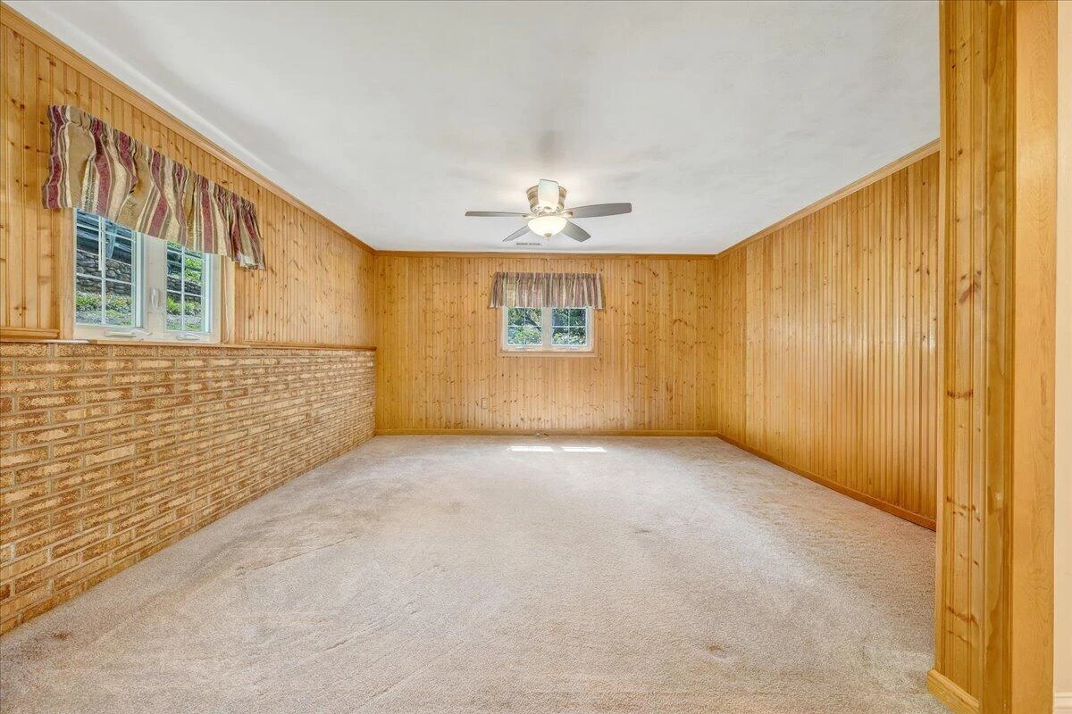 1602 Glenwood CIR SE - Photo 21