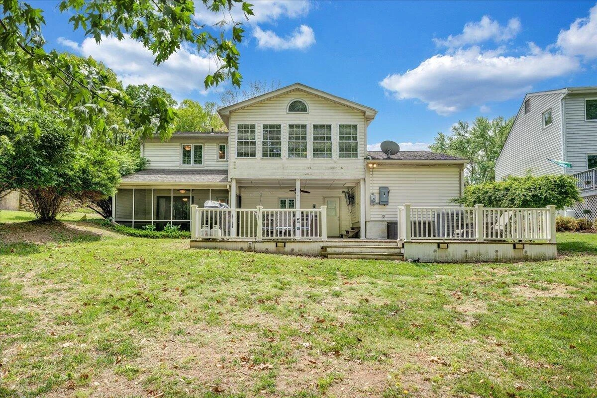 1602 Glenwood CIR SE - Photo 31