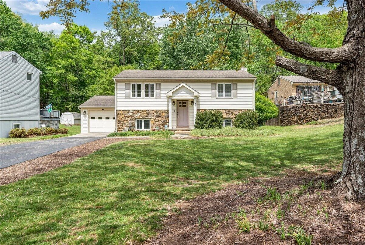 1602 Glenwood CIR SE - Photo 36