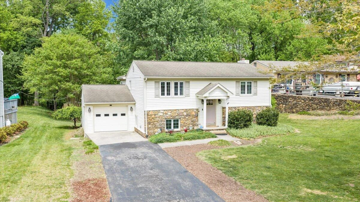 1602 Glenwood CIR SE - Photo 38