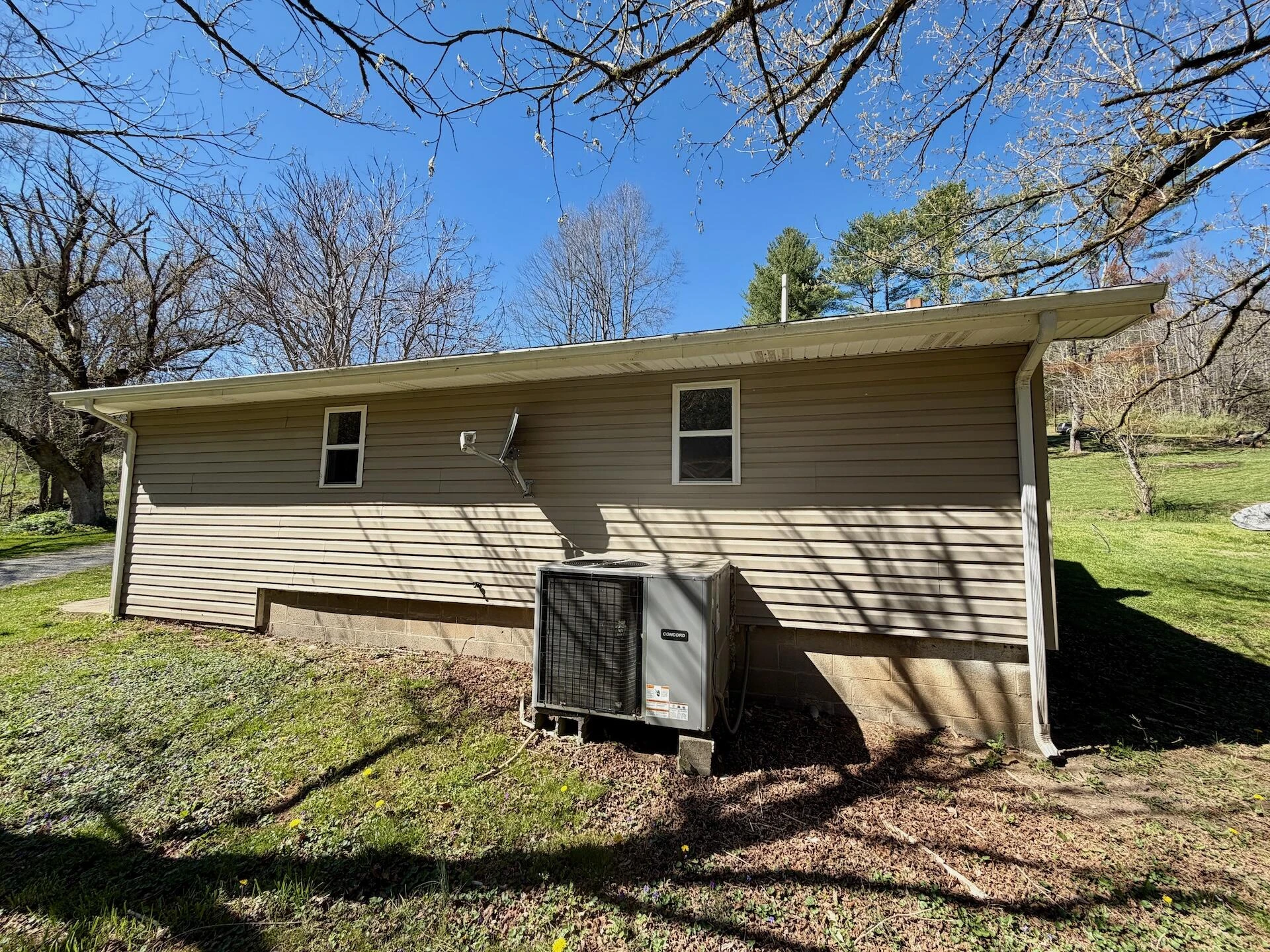 1297 Dry Creek RD - Photo 11