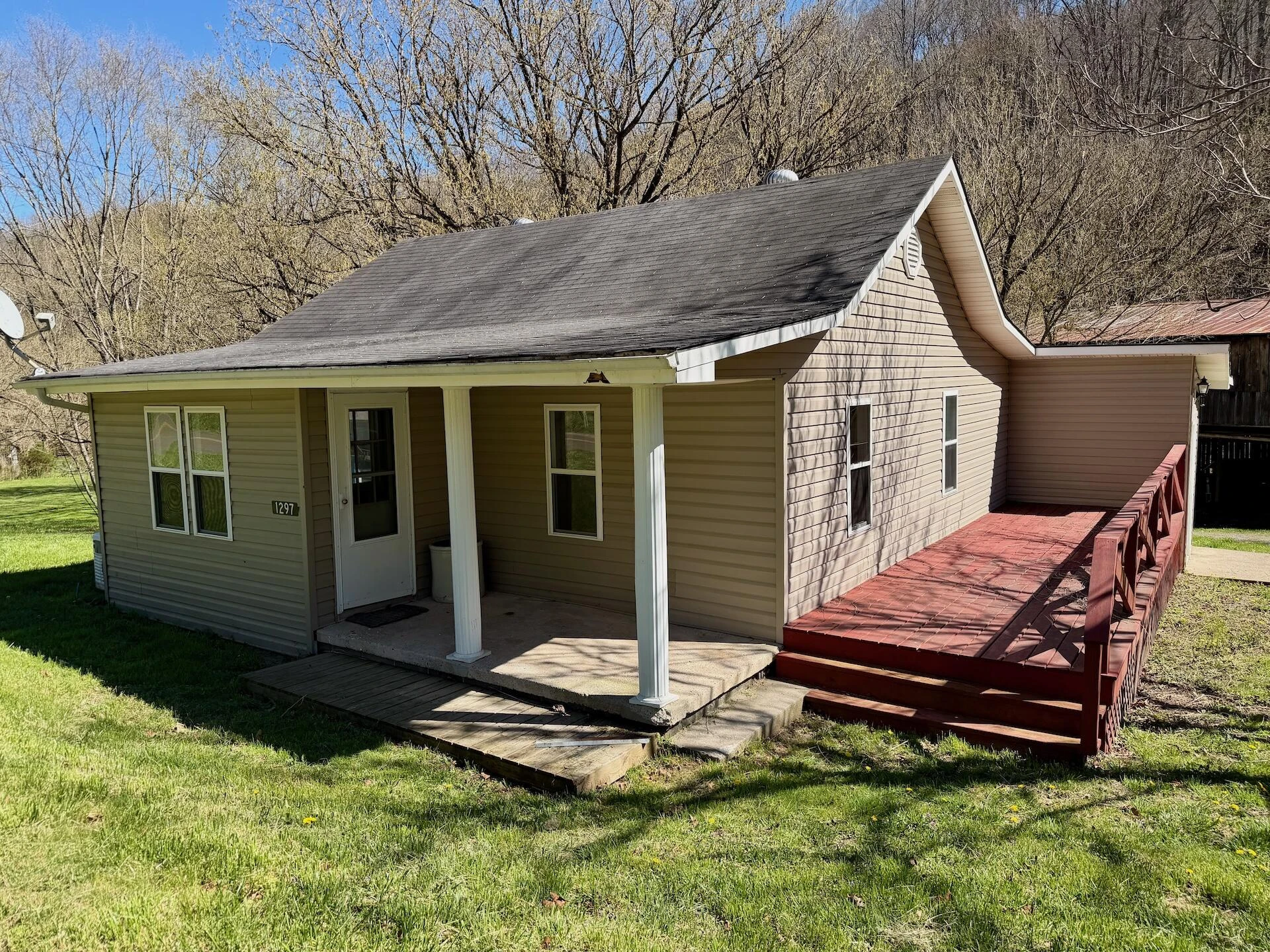 1297 Dry Creek RD - Photo 3