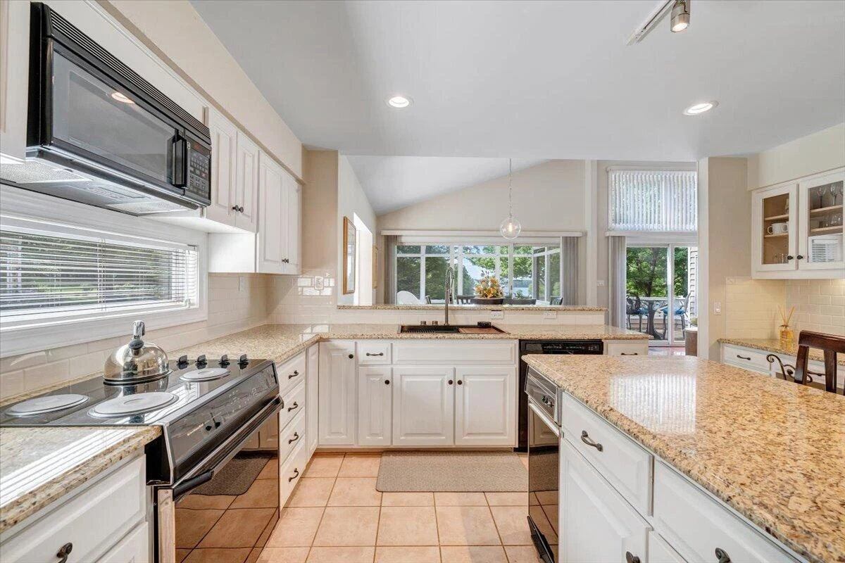 30 Island Green DR #UNIT 4 - Photo 25