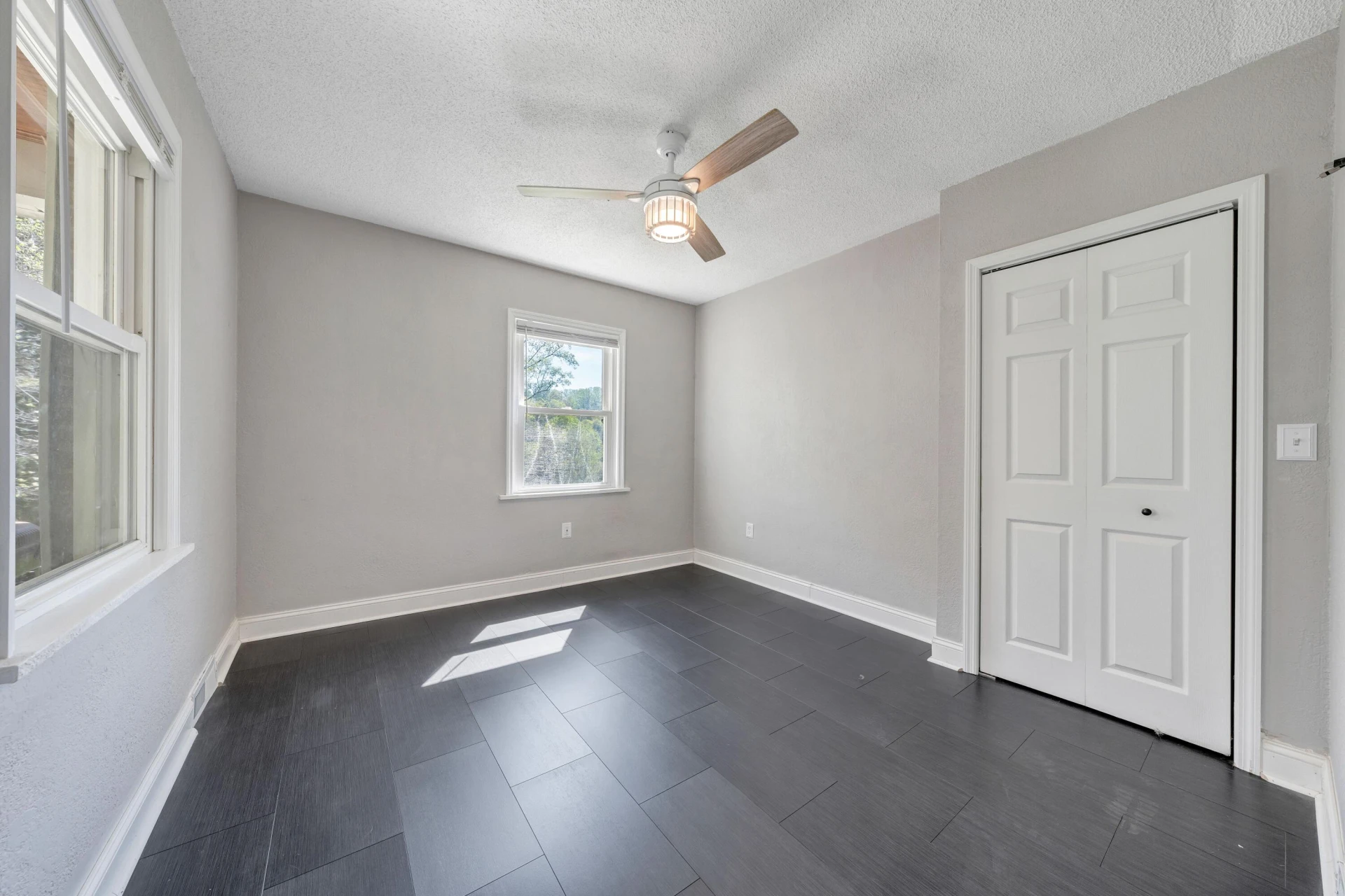 6256 Shady Acres DR - Photo 12