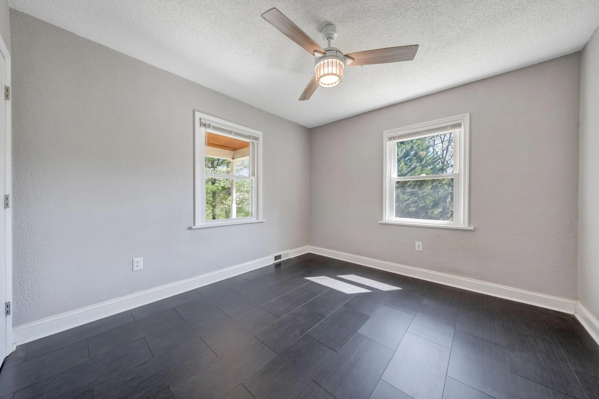 6256 Shady Acres DR - Photo 13