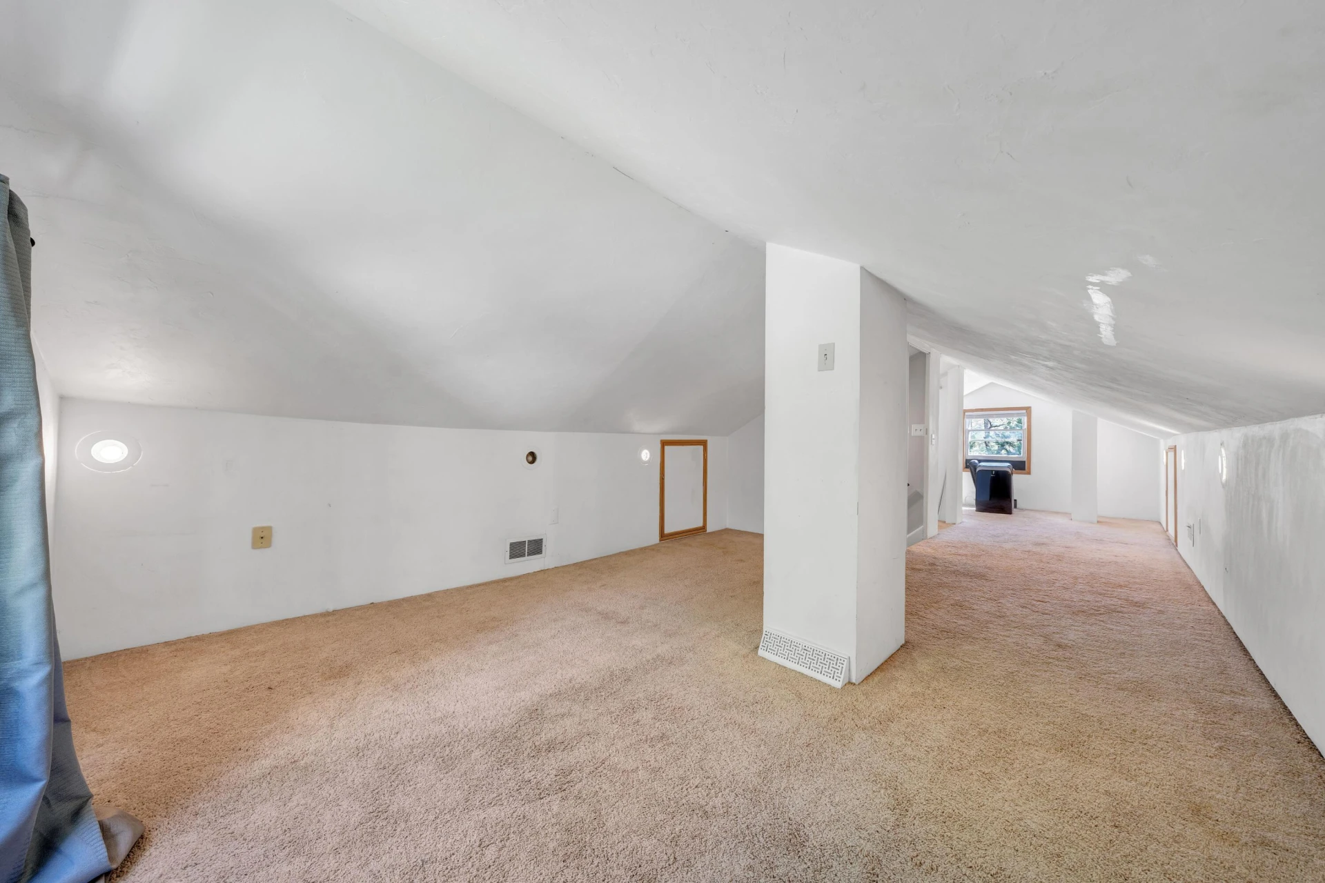 6256 Shady Acres DR - Photo 29