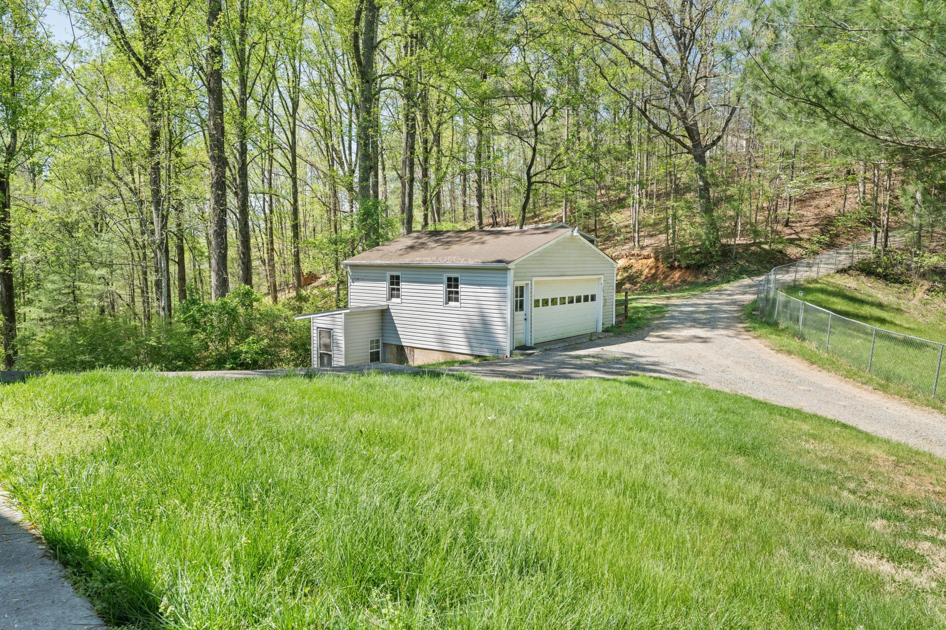 6256 Shady Acres DR - Photo 31
