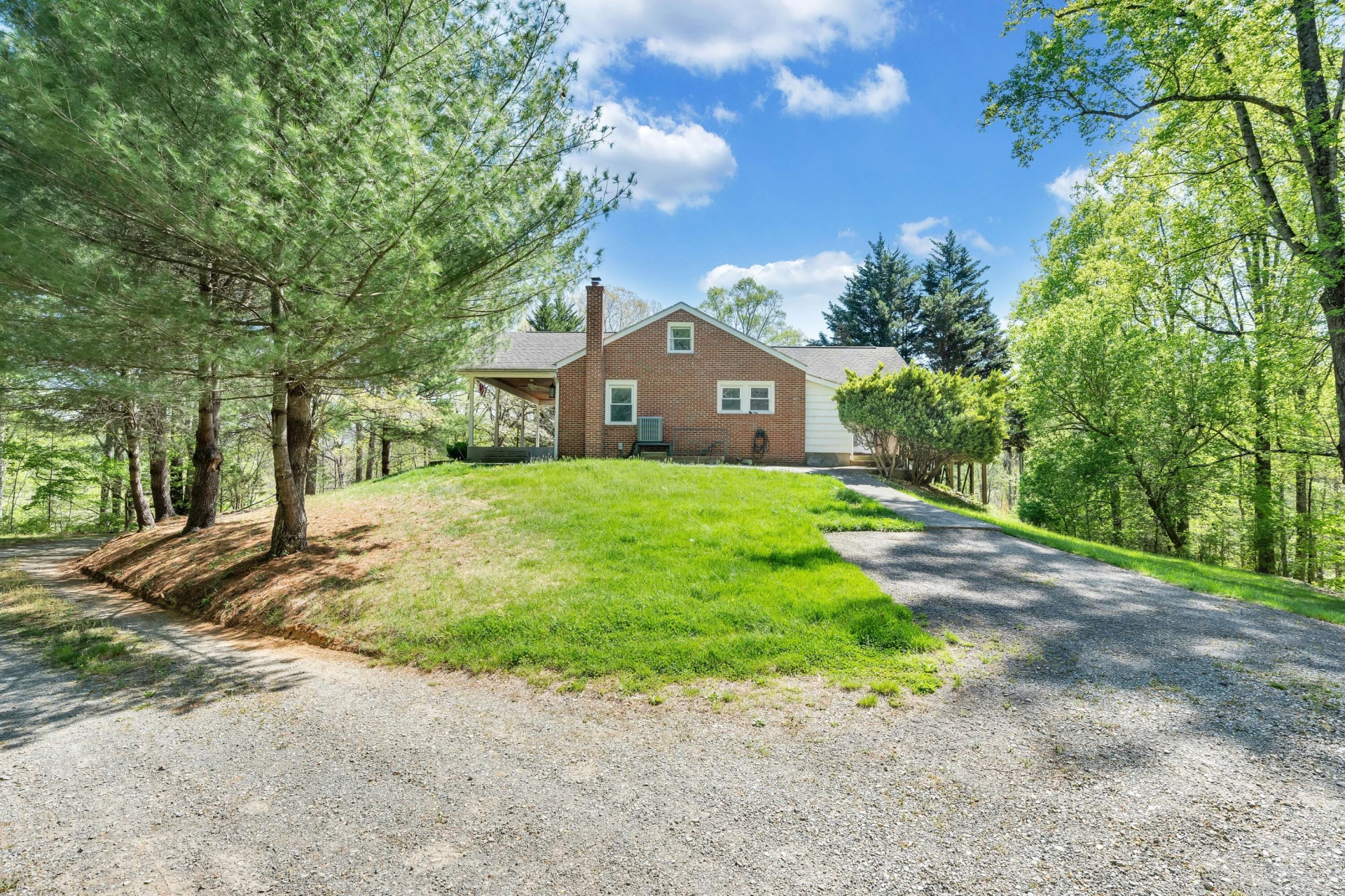 6256 Shady Acres DR - Photo 41