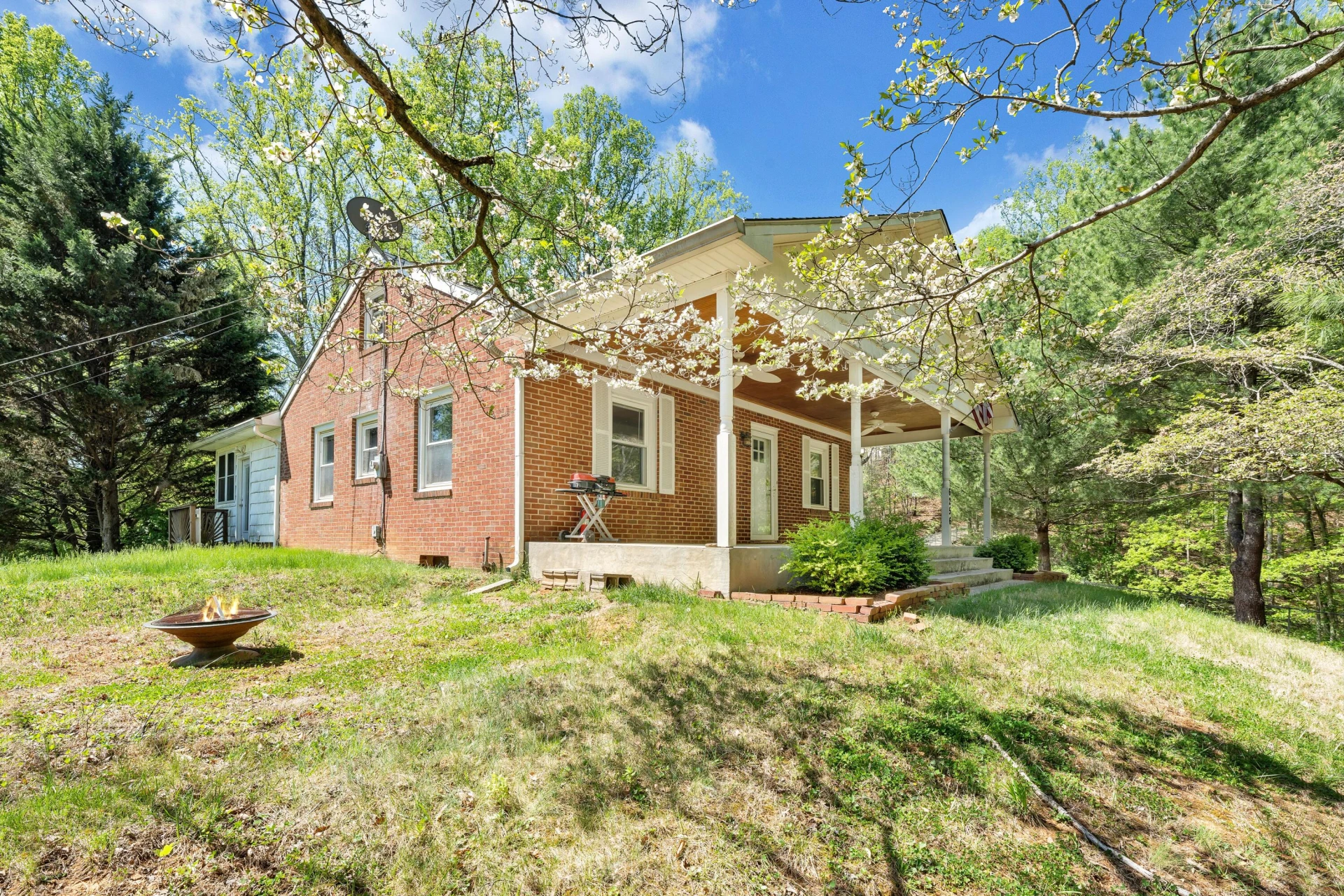 6256 Shady Acres DR - Photo 47
