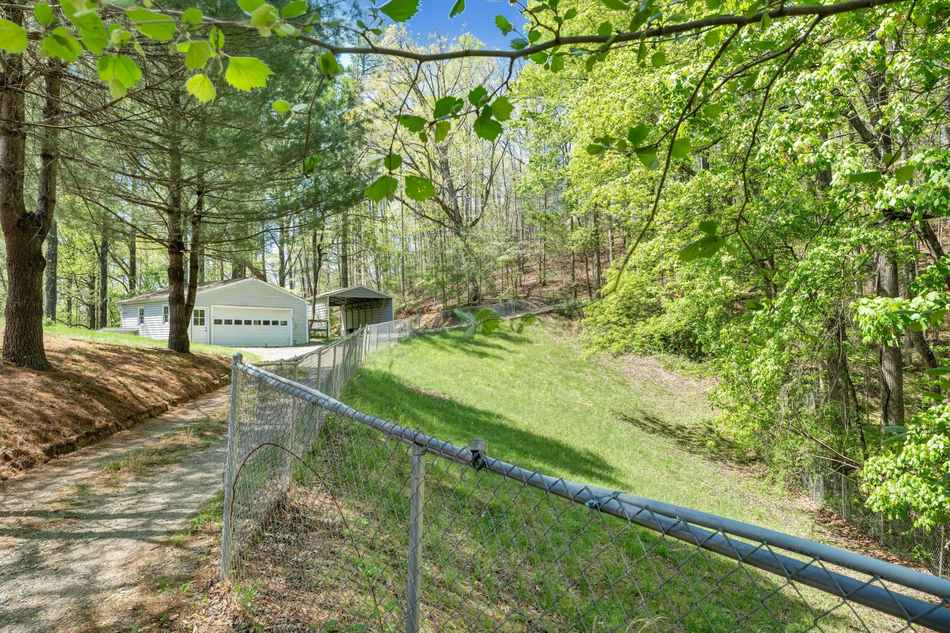6256 Shady Acres DR - Photo 49