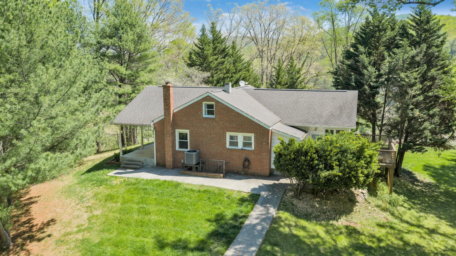 6256 Shady Acres DR - Photo 57