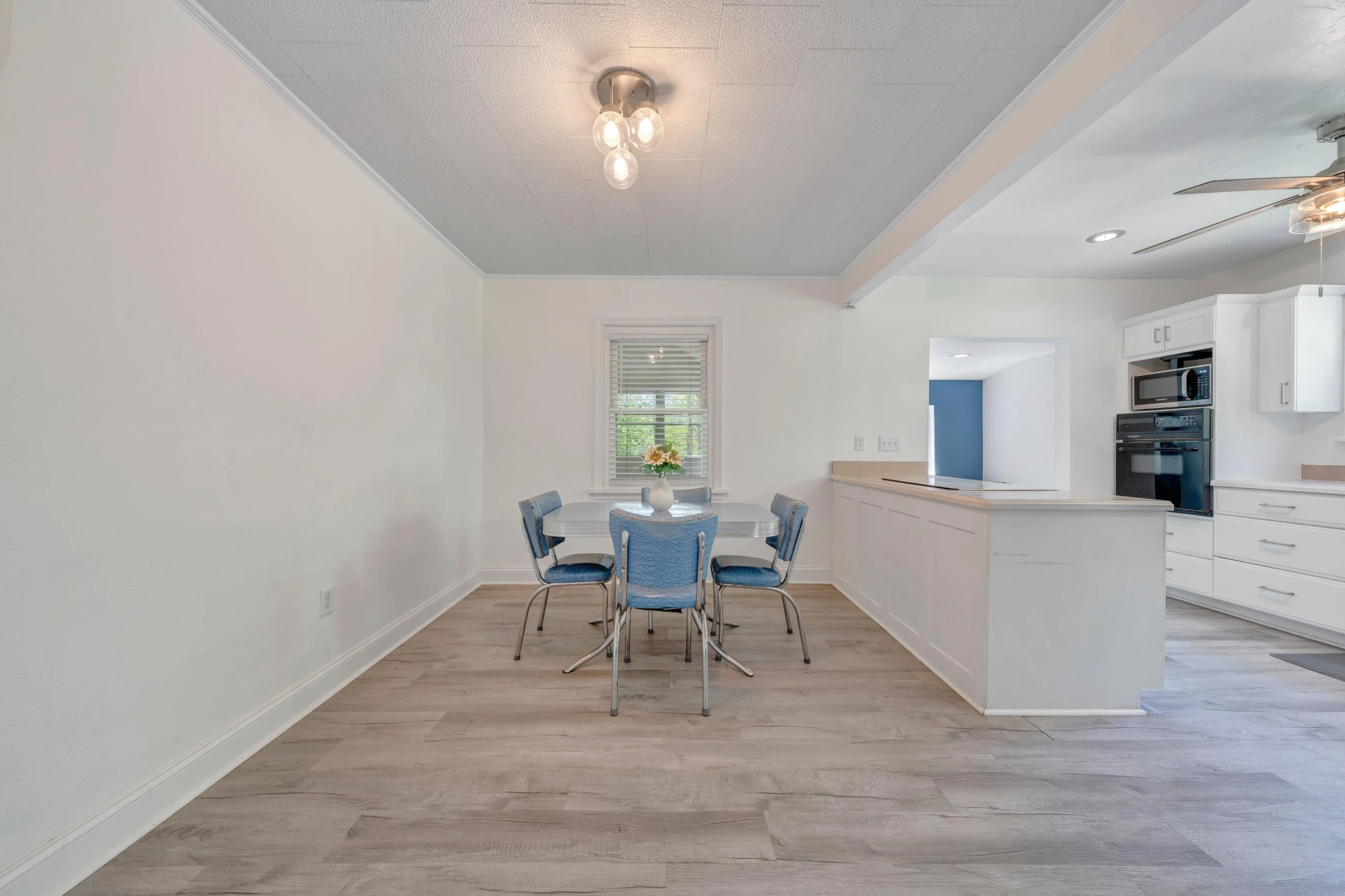 6256 Shady Acres DR - Photo 7