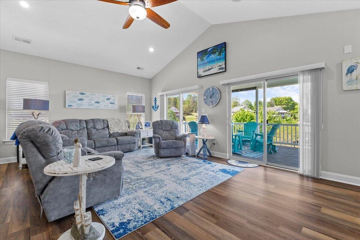 225 Lands End CIR - Photo 16