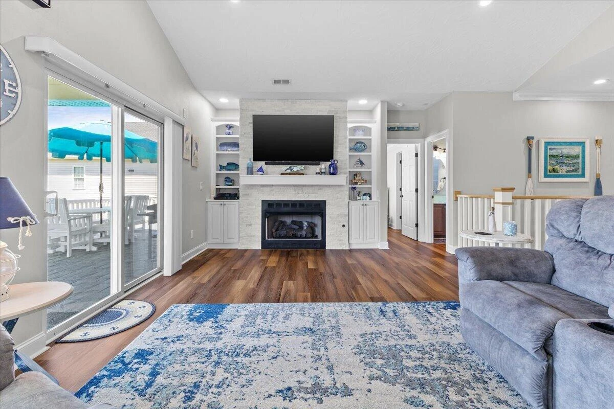 225 Lands End CIR - Photo 17