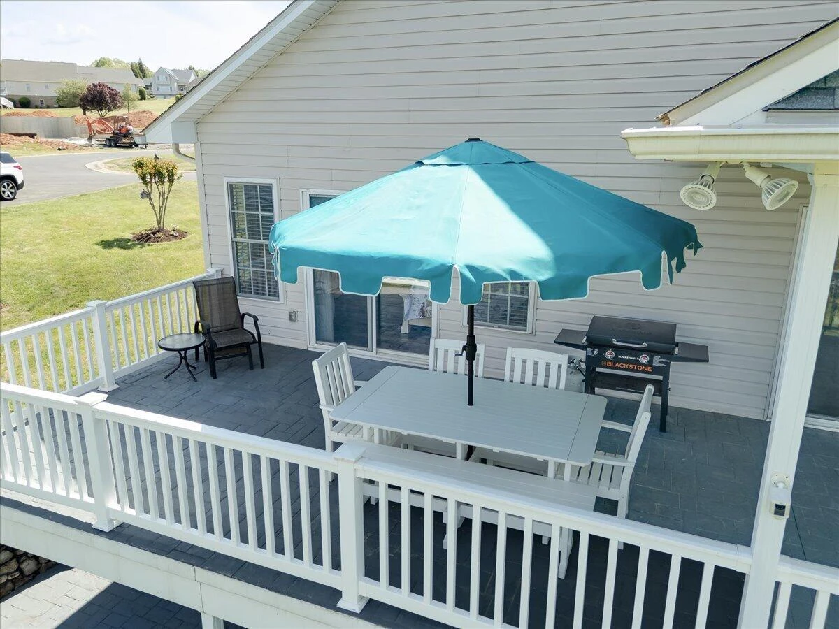 225 Lands End CIR - Photo 23
