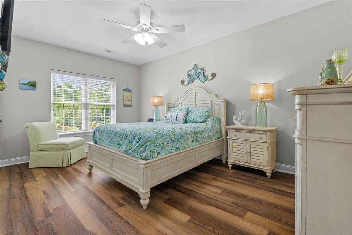 225 Lands End CIR - Photo 46