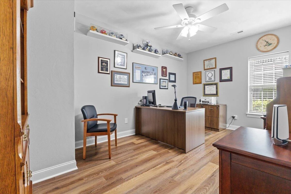 225 Lands End CIR - Photo 50