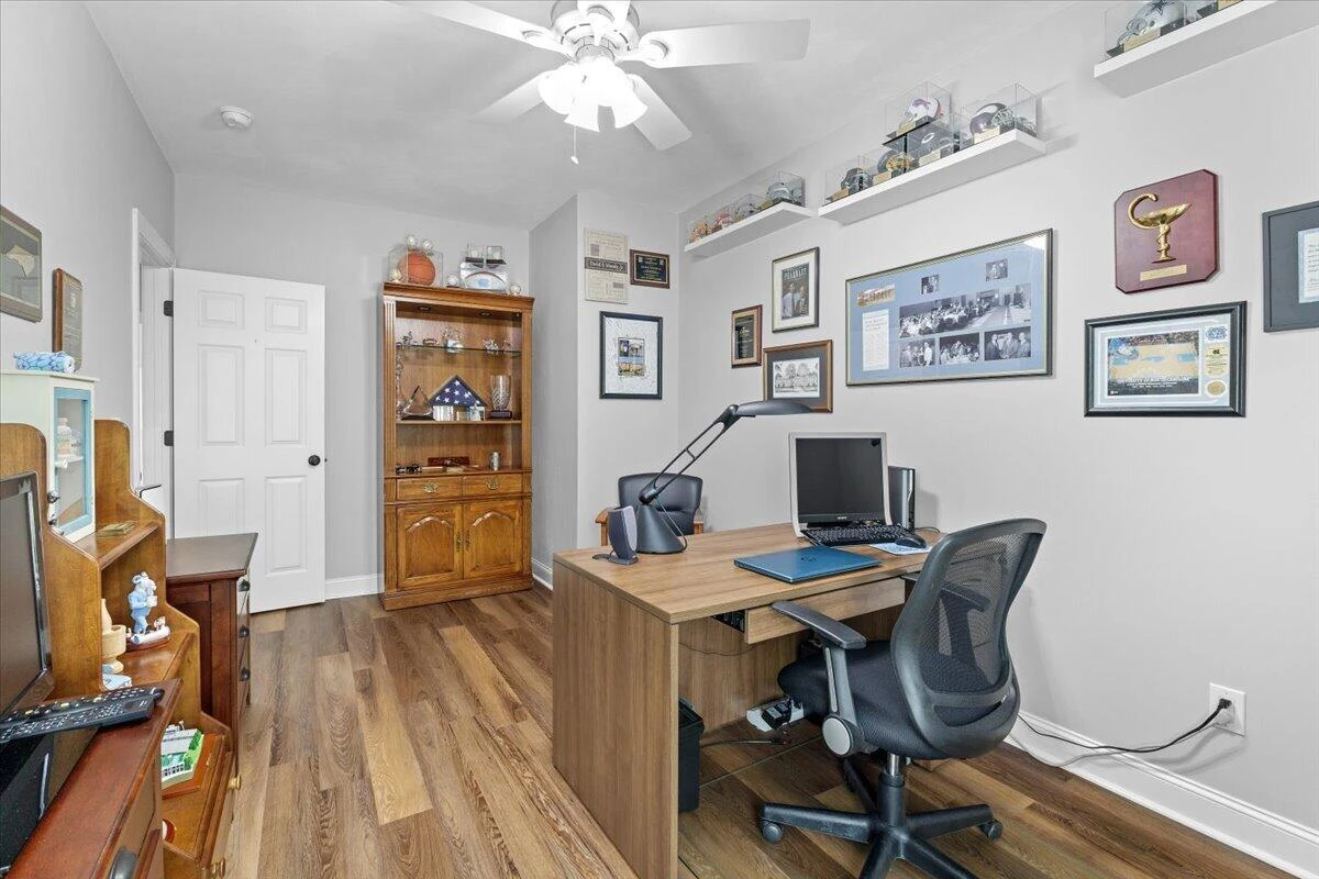 225 Lands End CIR - Photo 51