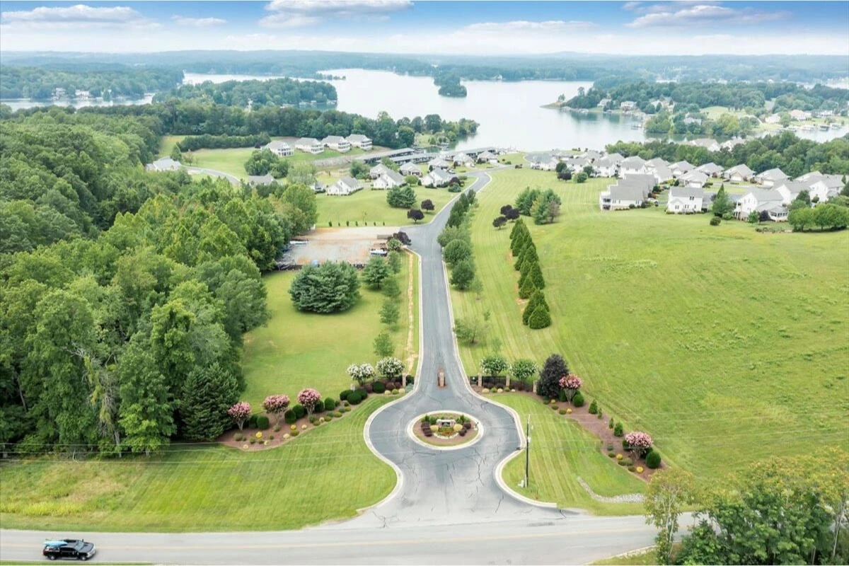 225 Lands End CIR - Photo 74