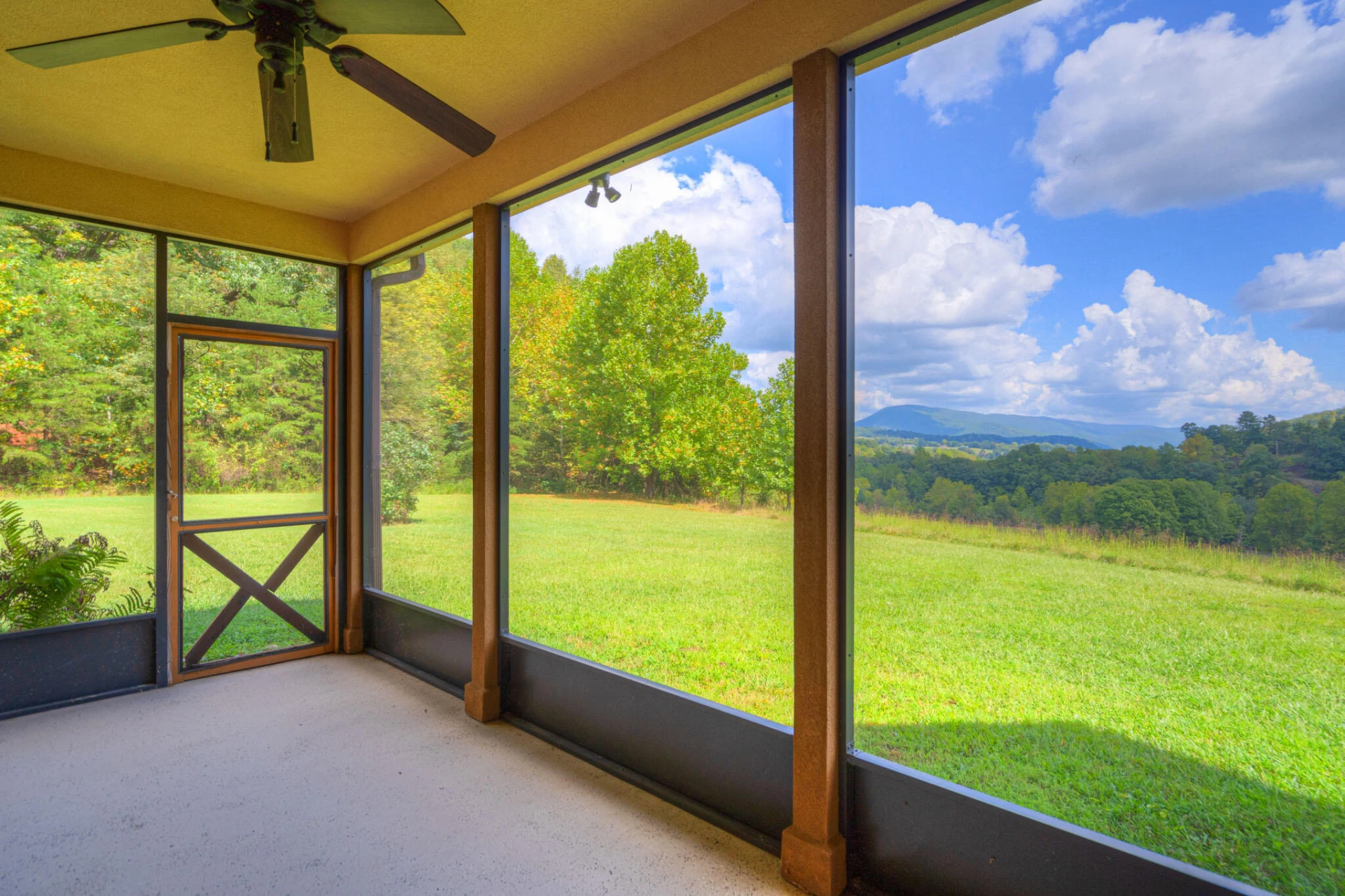 1782 Wolf Creek RD - Photo 18