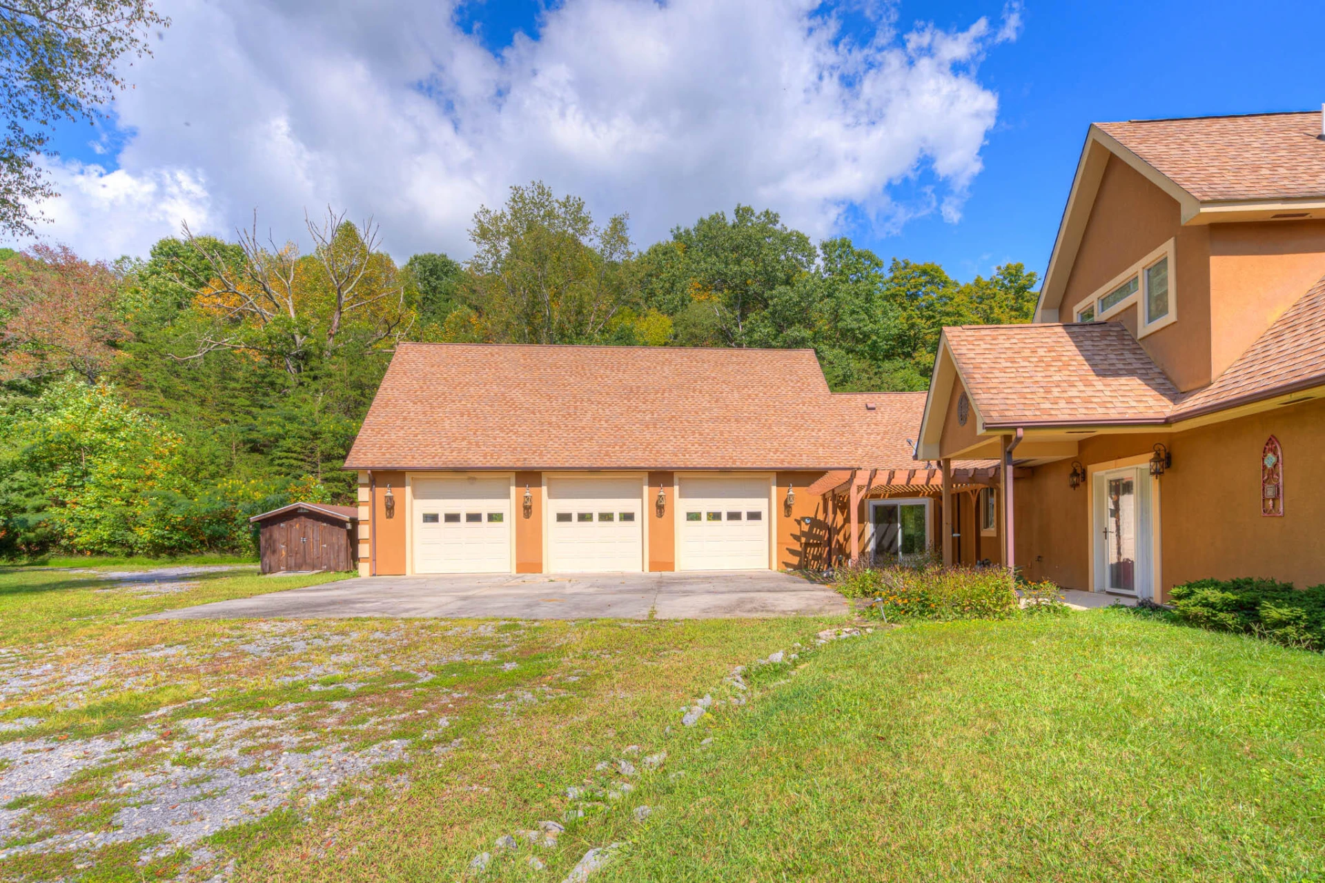 1782 Wolf Creek RD - Photo 9