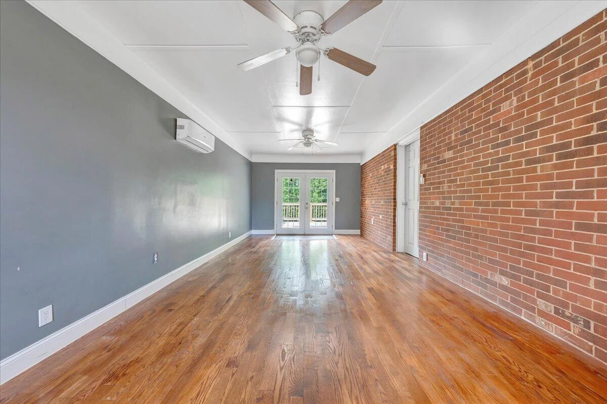795 Longview DR - Photo 12