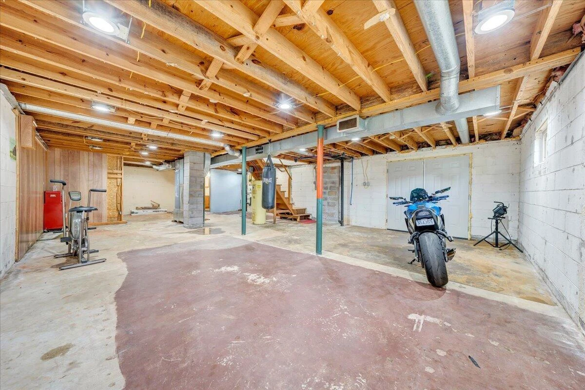 795 Longview DR - Photo 19