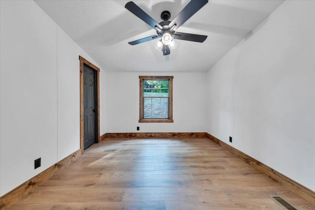 2781 Johnson School RD - Photo 34
