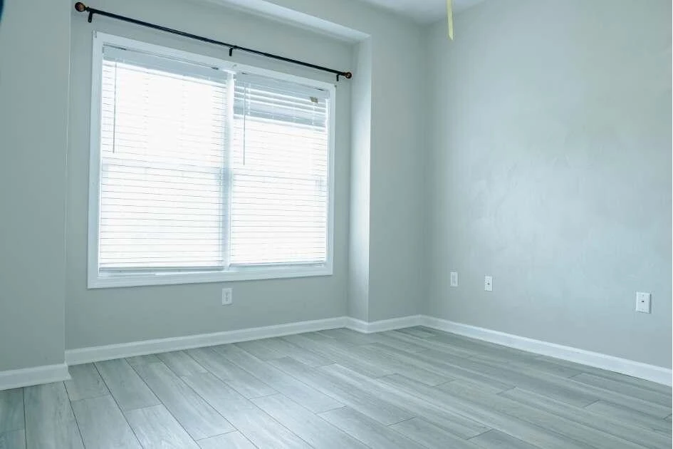 8205 Emerald Court DR - Photo 18