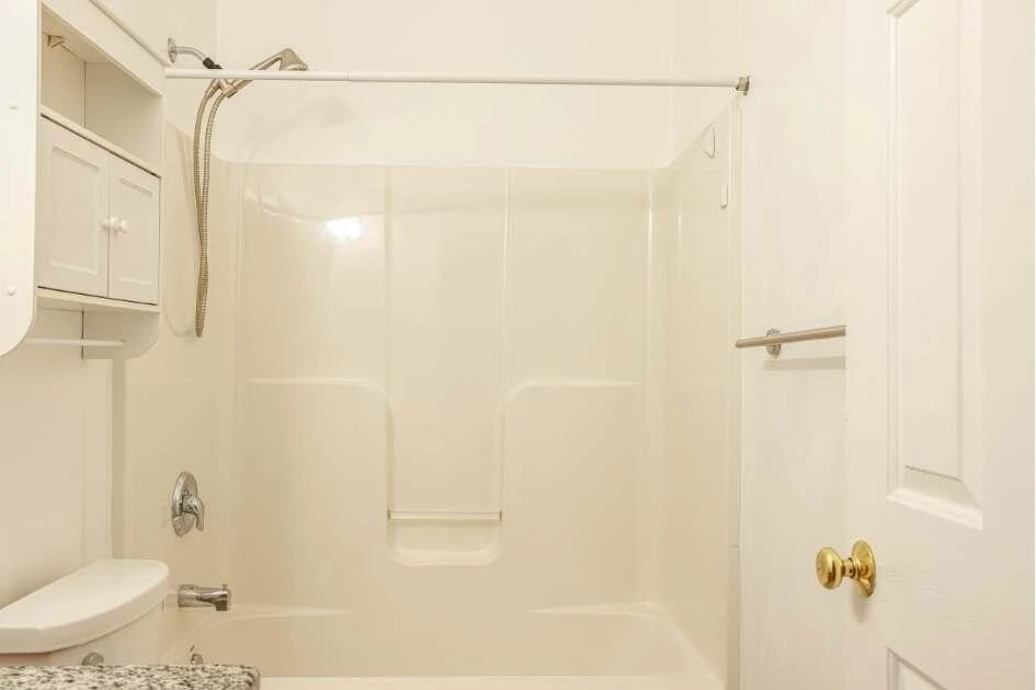 8205 Emerald Court DR - Photo 22