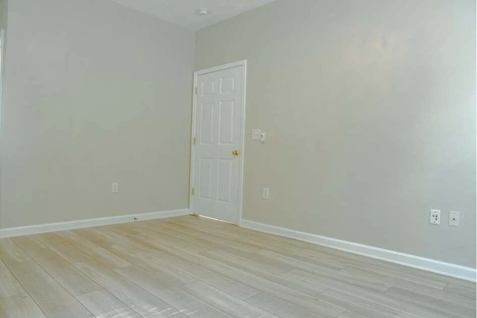 8205 Emerald Court DR - Photo 25