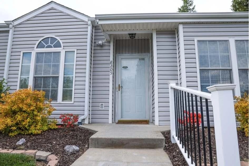 8205 Emerald Court DR - Photo 29