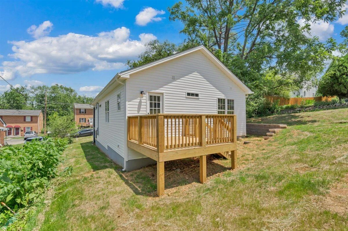 515 Cedar AVE - Photo 24