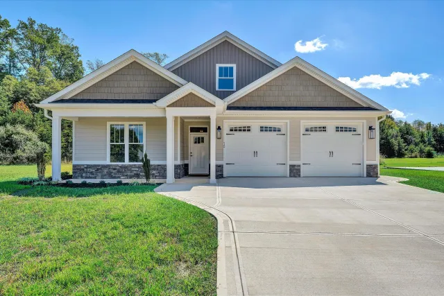 72 Carriage Homes DR