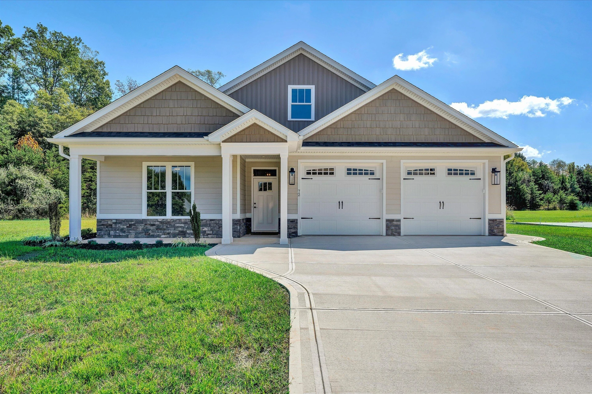 72 Carriage Homes DR