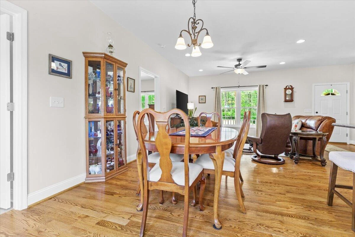 4133 Grove Hill RD - Photo 11