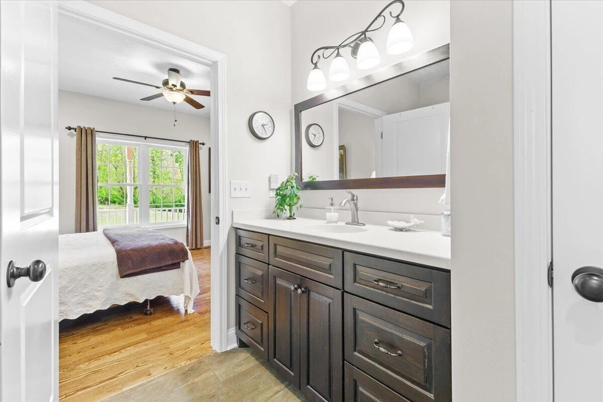 4133 Grove Hill RD - Photo 17
