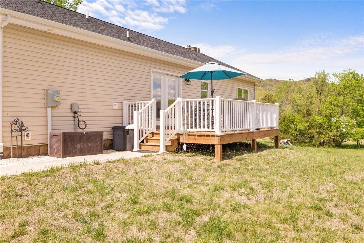 4133 Grove Hill RD - Photo 32