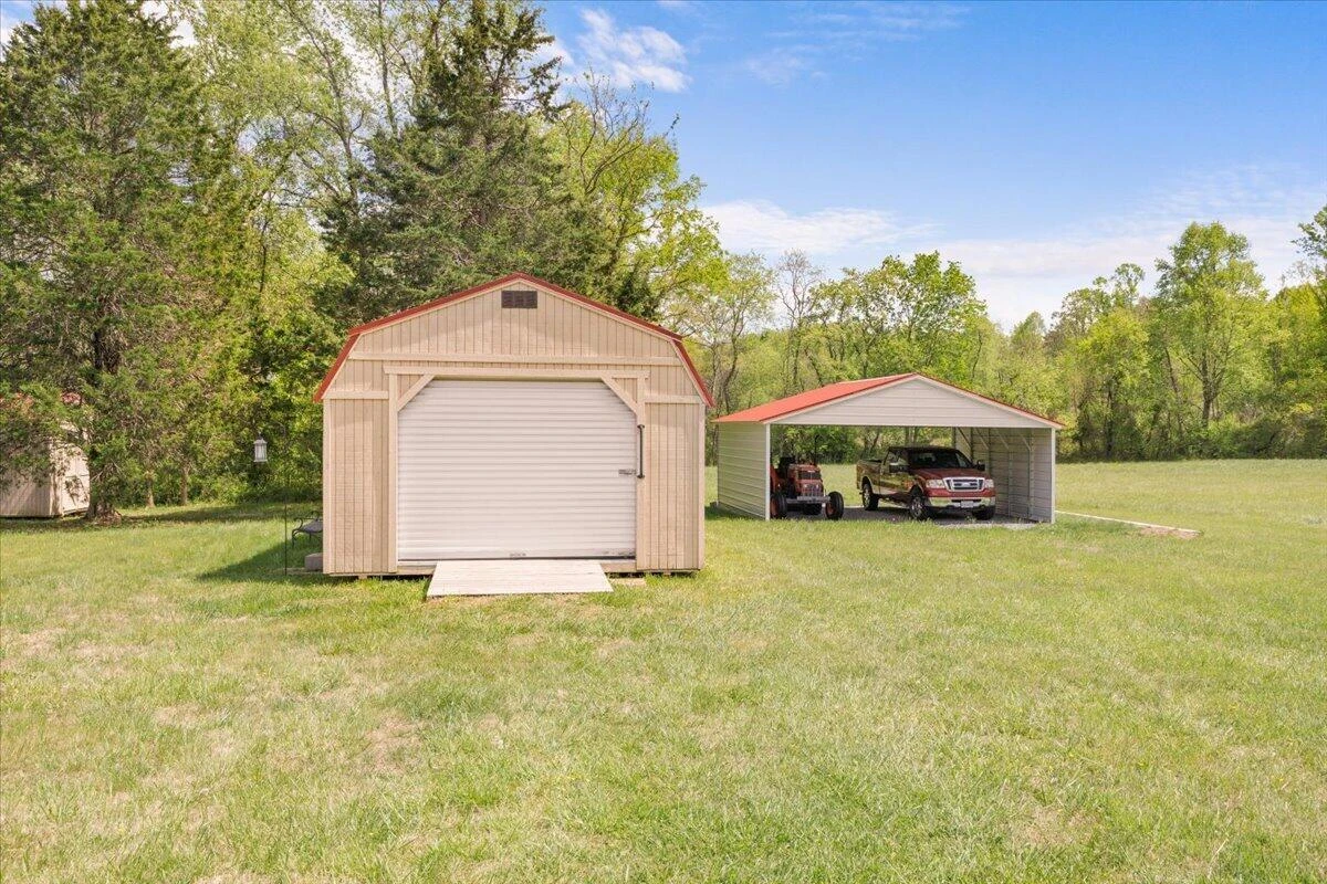 4133 Grove Hill RD - Photo 33