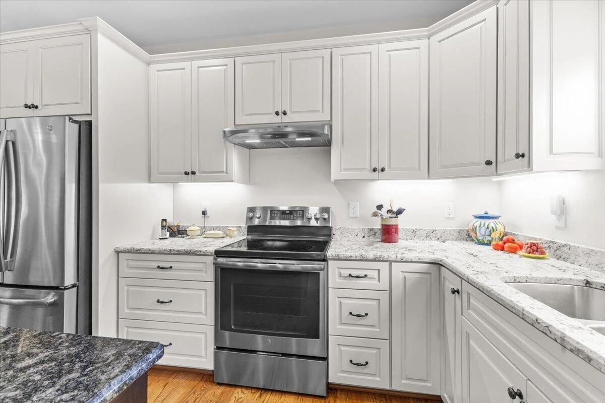 4133 Grove Hill RD - Photo 9